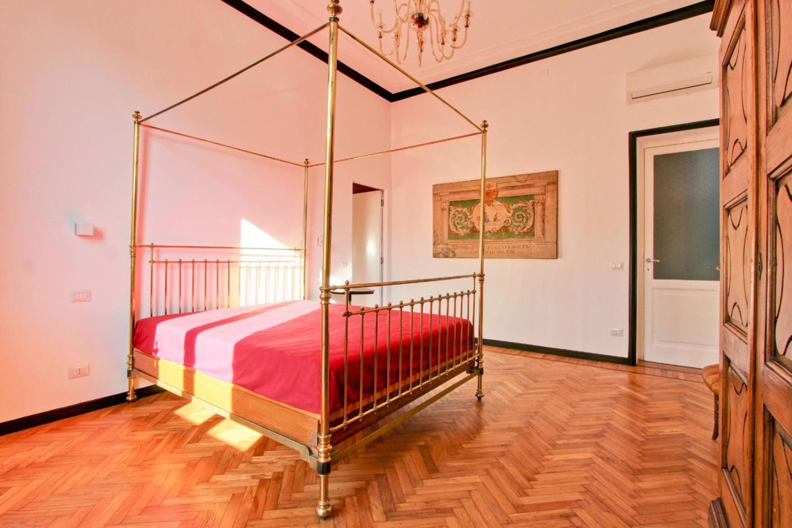 Tibullo ,Classico Ed Elegante Appartamento Рим Екстер'єр фото